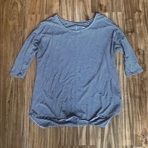 SOLD American Eagle 3/4 Sleeve